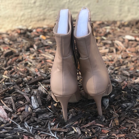 SALE LAST PAIR 7 $9 - Picture 5 of 7